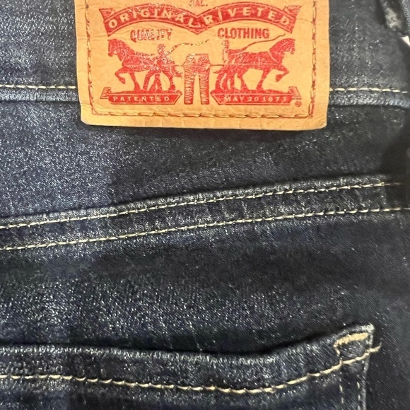 LEVI bootcut jeans! - Picture 5 of 5